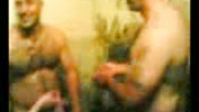 ورزش ها اغوا فیلم خارجی سکسی داستانی شده توسط یک ماساژ دهنده