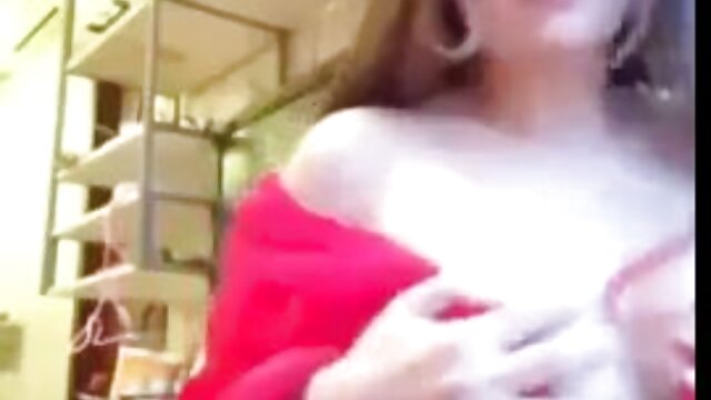 جوجو بوسه پورن داستاني و مرد طاس